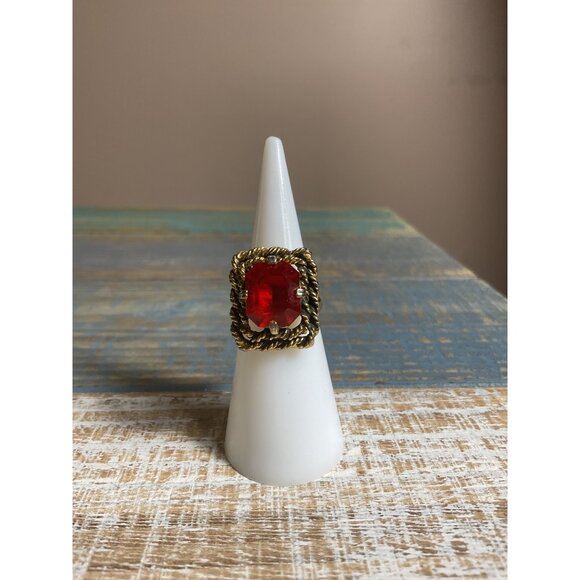 Vintage Gold-Tone Cocktail Ring With Red Glass Stone - Picture 1 of 5